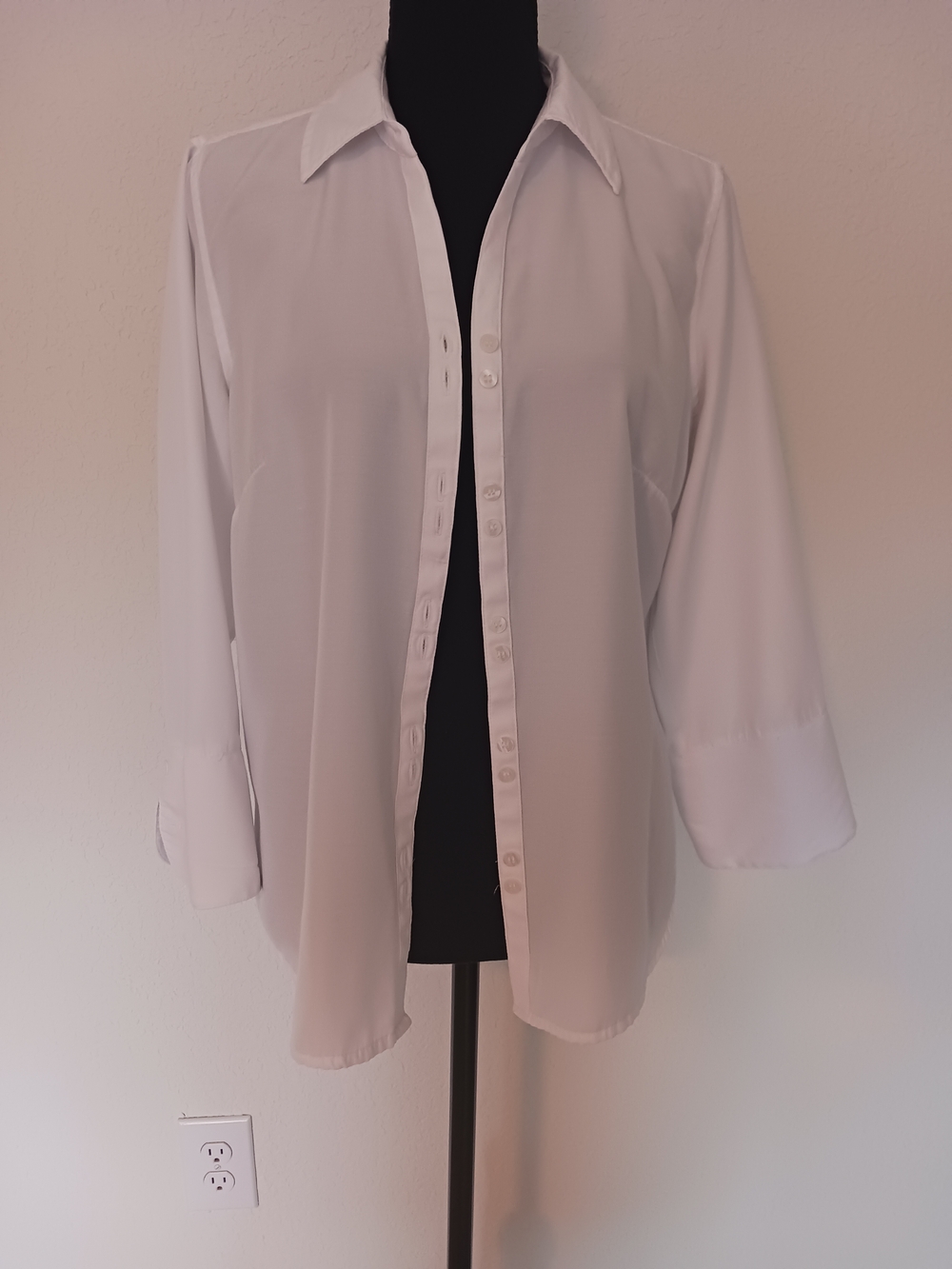 Dressbarn White Collared Button Down Shirt Blouse Sz L EUC
